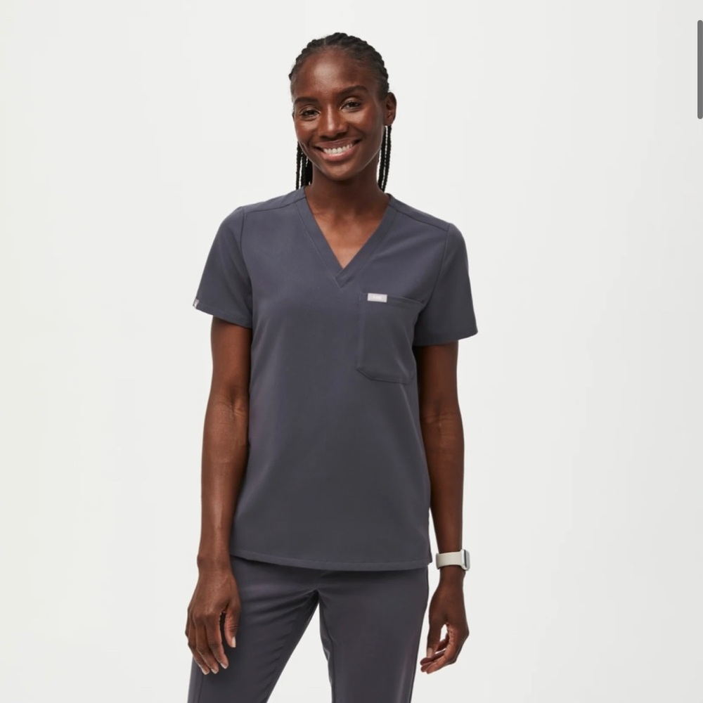 Figs scrubs